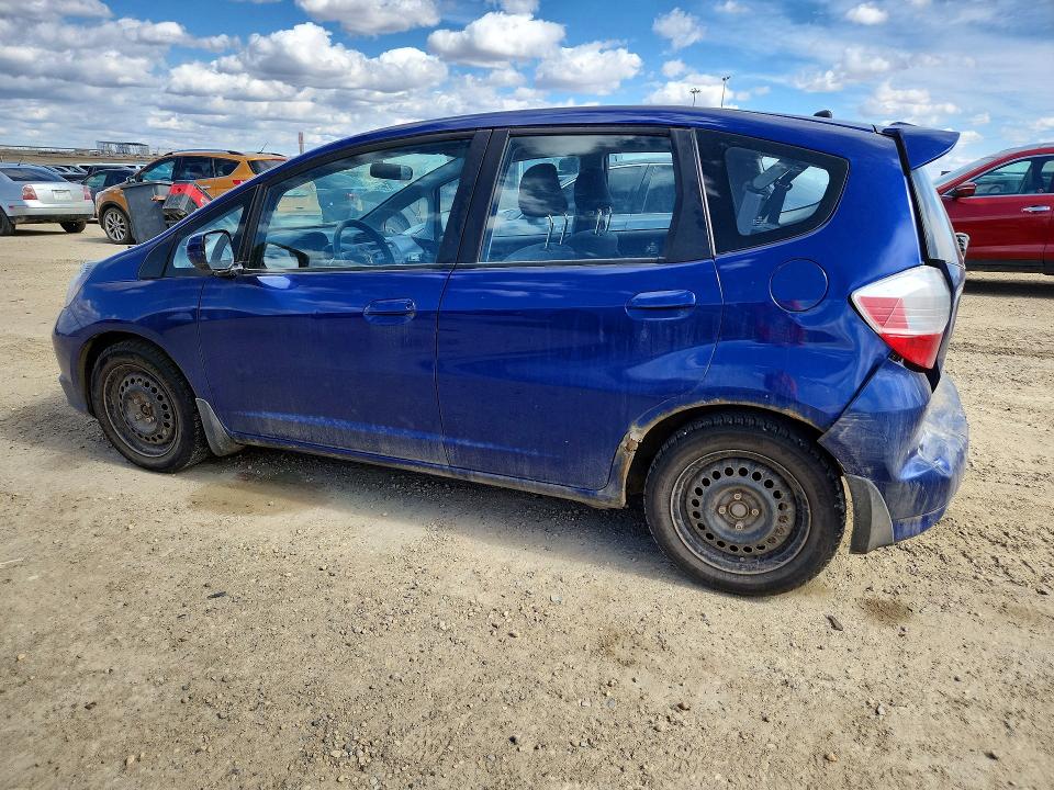 52066726 :رقم المزاد ، JHMGE8H51AS800034 vin ، 2010 Honda Fit مزاد بيع