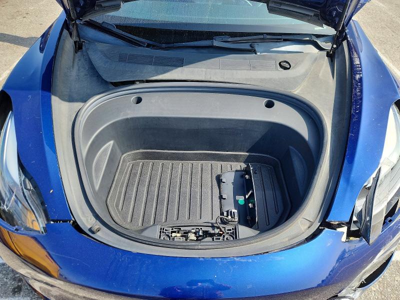 52735776 :رقم المزاد ، 5YJ3E1EC6MF093668 vin ، 2021 Tesla Model 3 مزاد بيع