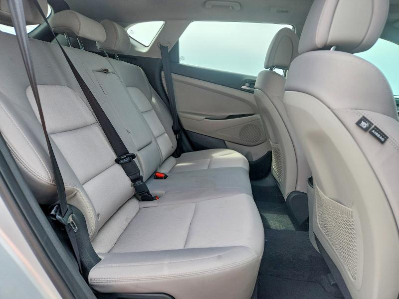 Продаж на аукціоні авто 2018 Hyundai Tucson, vin: KM8J33A28JU743279, номер лоту: 55077306