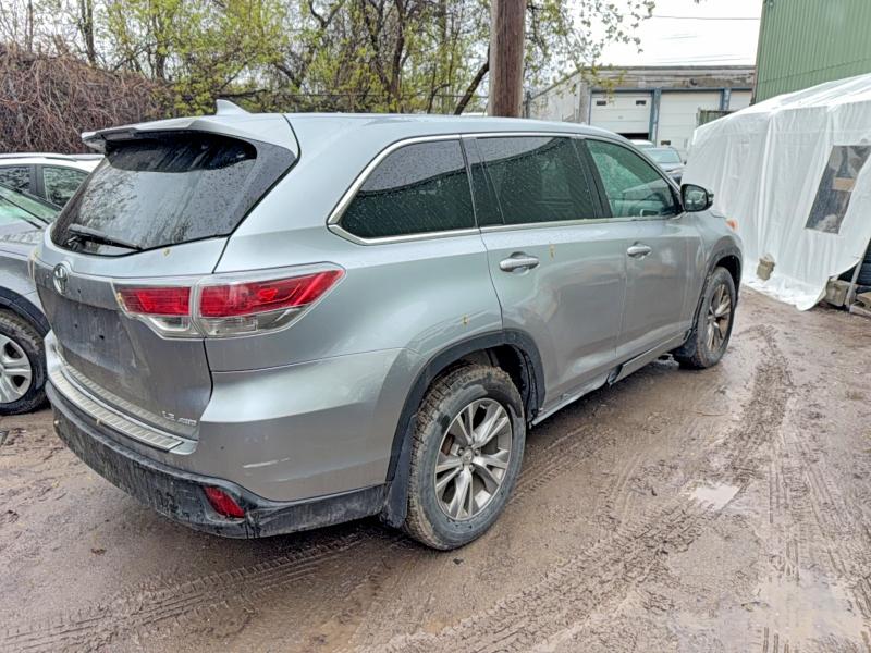 2014 Toyota Highlander მანქანა იყიდება აუქციონზე, vin: 5TDBKRFH7ES019797, აუქციონის ნომერი: 52877306