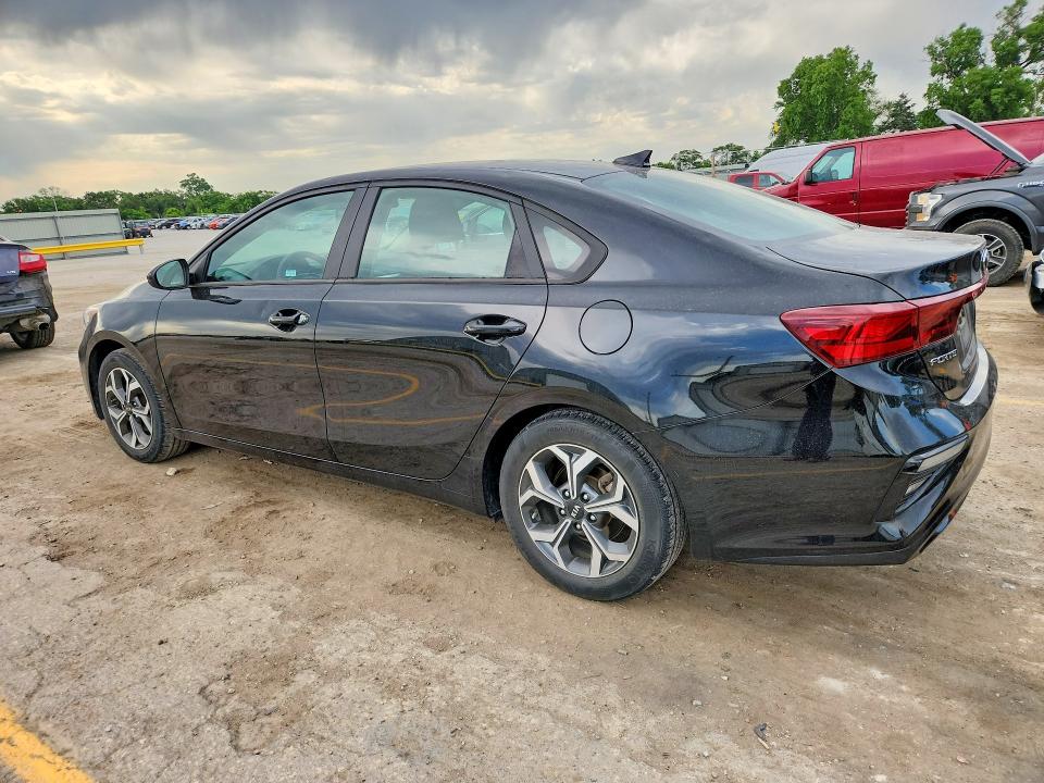 52604716 :رقم المزاد ، 3KPF24AD0ME290959 vin ، 2021 Kia Forte مزاد بيع