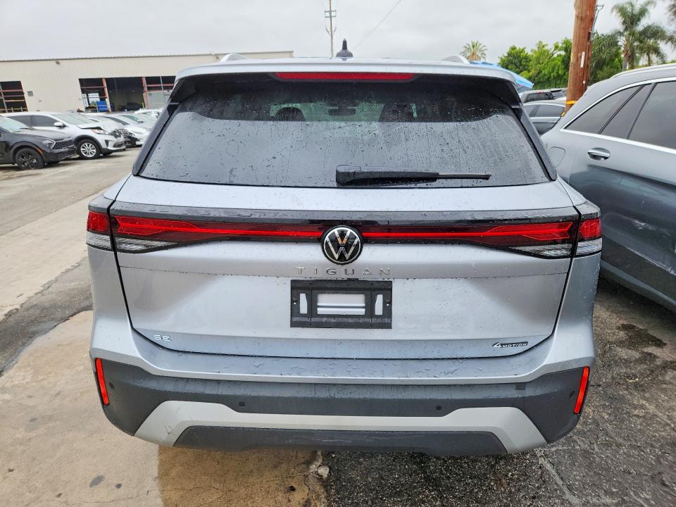 53301306 :رقم المزاد ، 3VVER7RM6TM036045 vin ، 2026 Volkswagen Tiguan مزاد بيع