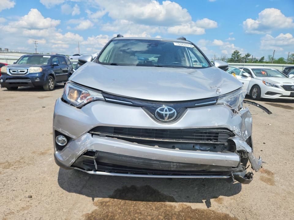 53845736 :رقم المزاد ، JTMRFREV8JJ253271 vin ، 2018 Toyota Rav4 مزاد بيع