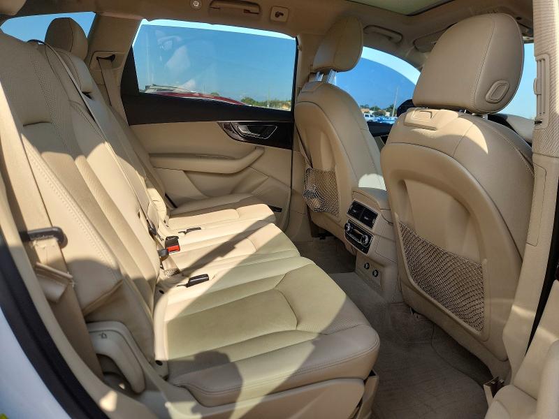 Продаж на аукціоні авто 2019 Audi Q7, vin: WA1LAAF7XKD007239, номер лоту: 51698536