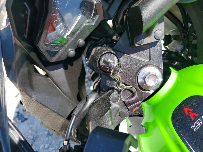 2014 Kawasaki Ex300 მანქანა იყიდება აუქციონზე, vin: JKAEX8B19EA009247, აუქციონის ნომერი: 52135216