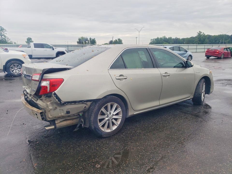 52431326 :رقم المزاد ، 4T1BD1FK8EU121964 vin ، 2014 Toyota Camry Hybrid مزاد بيع