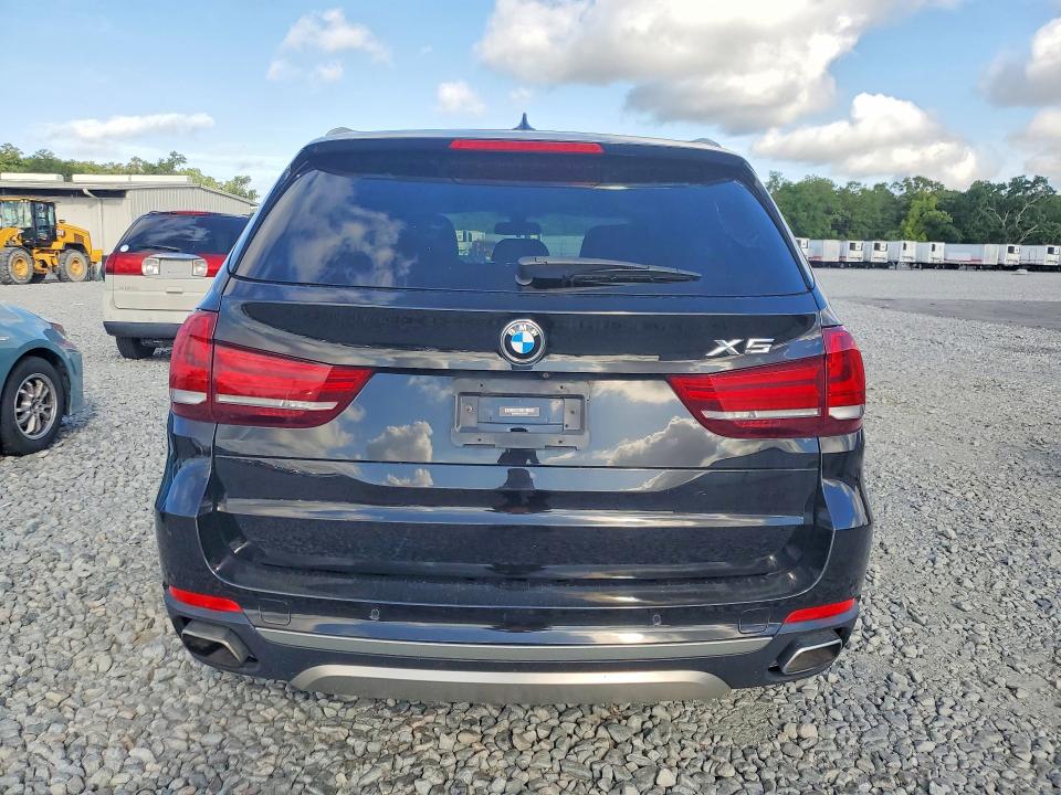 53446556 :رقم المزاد ، 5UXKR0C52J0X99477 vin ، 2018 Bmw X5 مزاد بيع