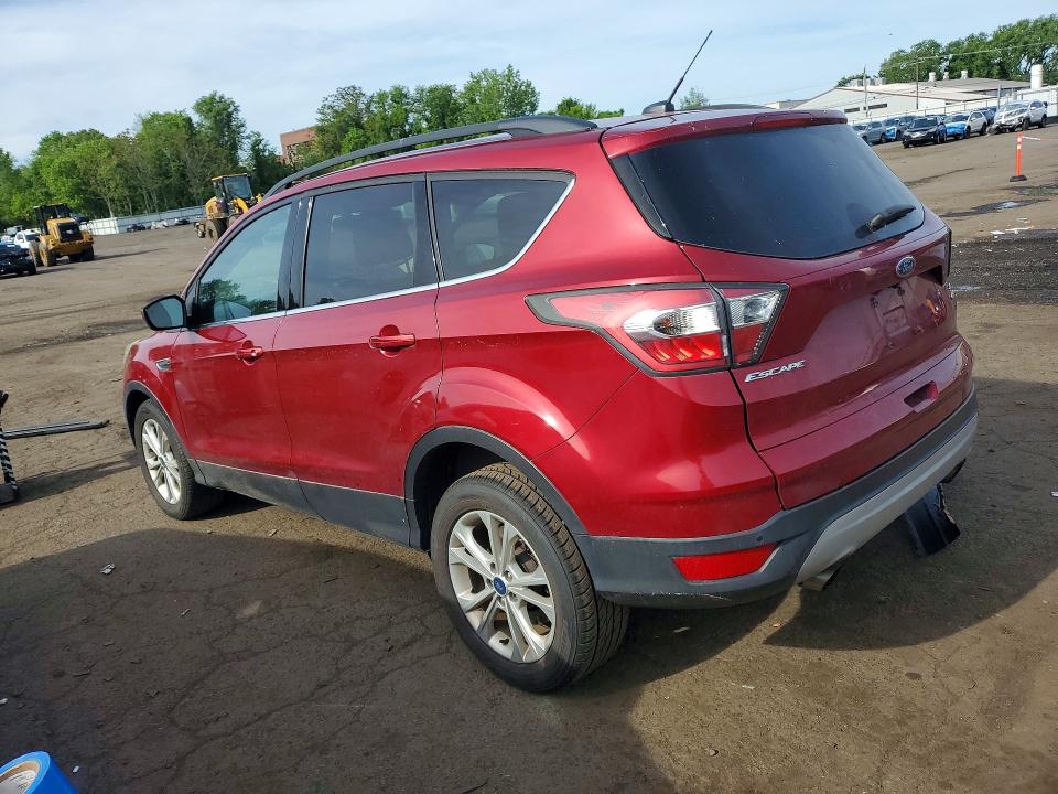 53758836 :رقم المزاد ، 1FMCU9GD4HUA07760 vin ، 2017 Ford Escape مزاد بيع