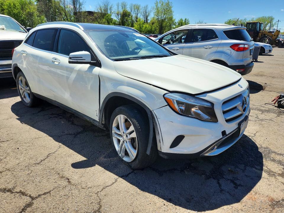 51637176 :رقم المزاد ، WDCTG4GB8GJ244002 vin ، 2016 Mercedes-benz Gla مزاد بيع