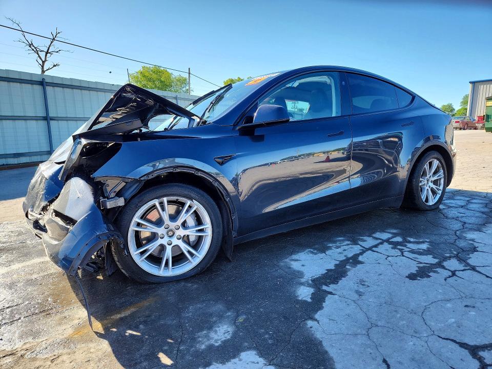 Продаж на аукціоні авто 2024 Tesla Model Y, vin: 7SAYGDEE9RF994045, номер лоту: 52866436