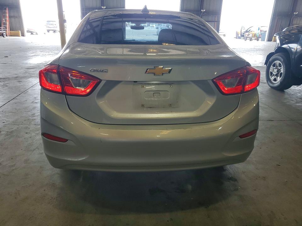Продажа на аукционе авто 2018 Chevrolet Cruze, vin: 1G1BC5SM8J7159170, номер лота: 52129216