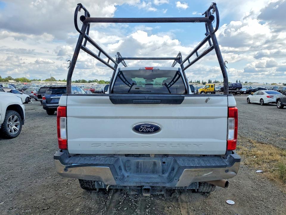 Продажа на аукционе авто 2017 Ford F250, vin: 1FT7X2B65HEC15539, номер лота: 55340886