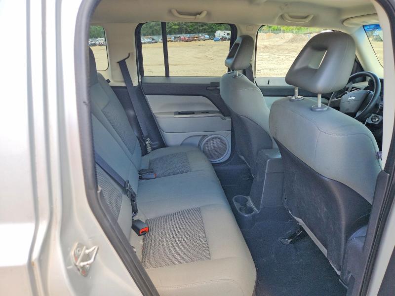 53636106 :رقم المزاد ، 1J8FF28W77D364974 vin ، 2007 Jeep Patriot مزاد بيع