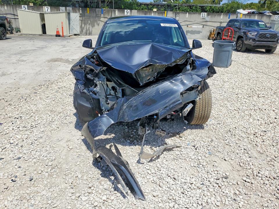 2025 Tesla Model Y მანქანა იყიდება აუქციონზე, vin: 7SAYGDED7SF238291, აუქციონის ნომერი: 53739976