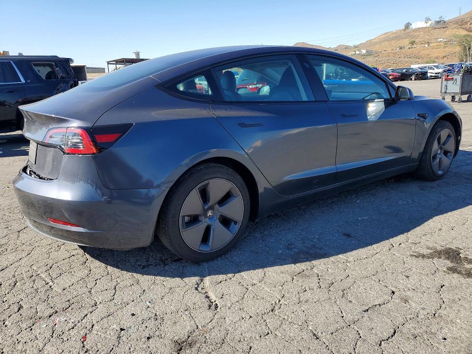 Продажа на аукционе авто 2023 Tesla Model 3, vin: 5YJ3E1EA5PF692323, номер лота: 52314656