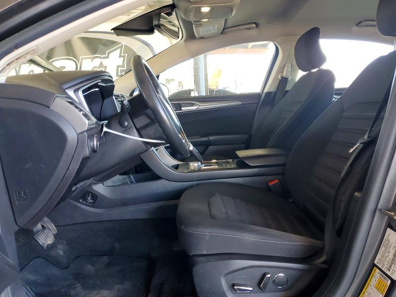 53660316 :رقم المزاد ، 3FA6P0LUXKR135922 vin ، 2019 Ford Fusion مزاد بيع