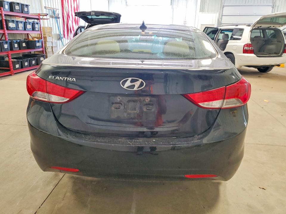 2013 Hyundai Elantra მანქანა იყიდება აუქციონზე, vin: 5NPDH4AE7DH248055, აუქციონის ნომერი: 53714926