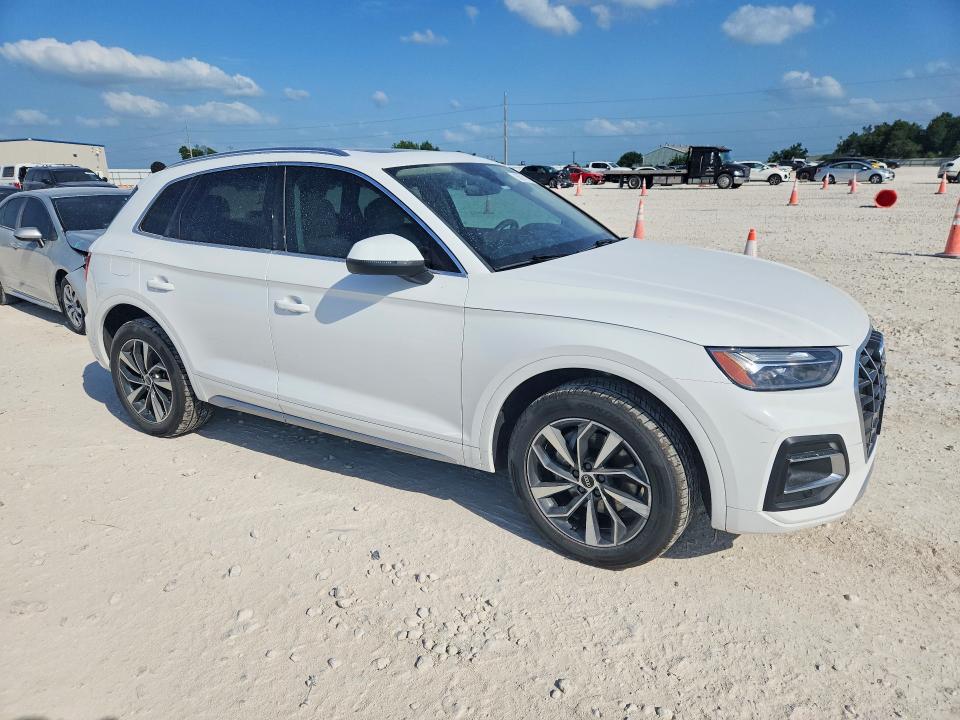 Продажа на аукционе авто 2021 Audi Q5, vin: WA1BAAFY1M2003339, номер лота: 53911166