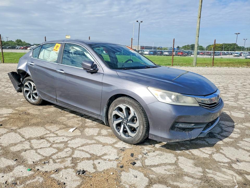 Продажа на аукционе авто 2017 Honda Accord, vin: 1HGCR2F84HA047437, номер лота: 52473086