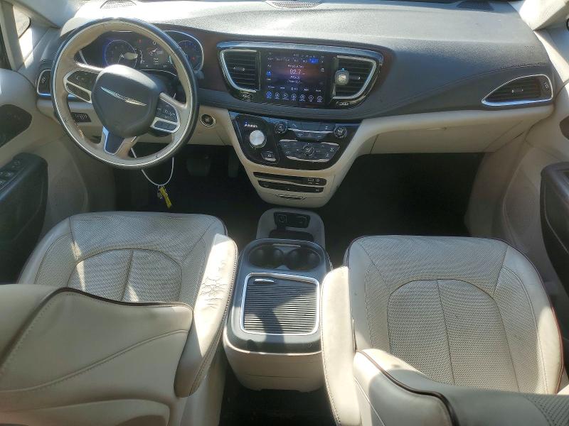 53723646 :رقم المزاد ، 2C4RC1GG2HR571806 vin ، 2017 Chrysler Pacifica مزاد بيع