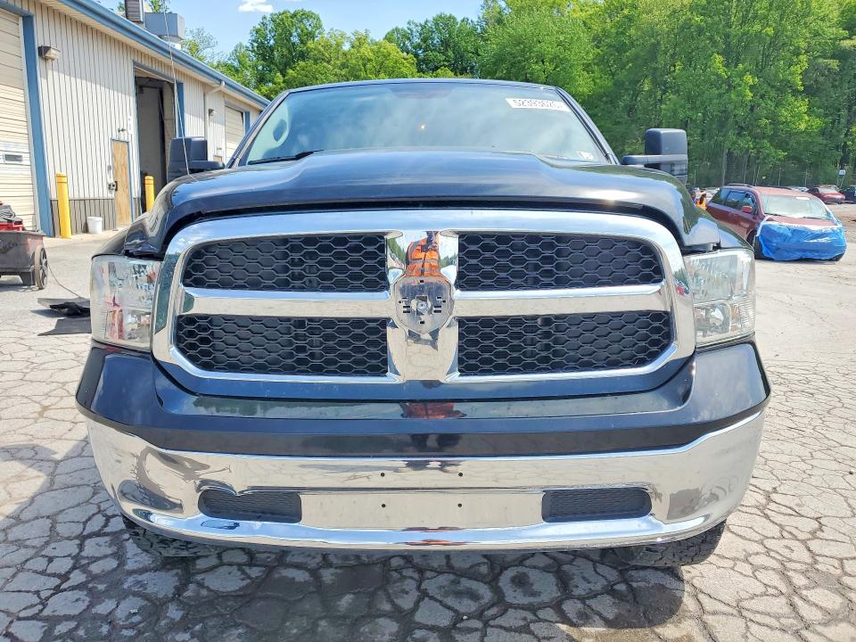 52393626 :رقم المزاد ، 1C6RR7LT5KS605576 vin ، 2019 Ram 1500 Classic مزاد بيع