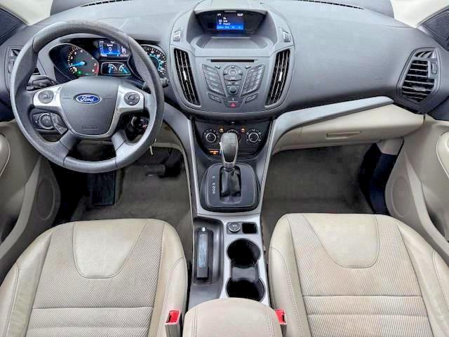 2016 Ford Escape მანქანა იყიდება აუქციონზე, vin: 1FMCU0GX4GUC35892, აუქციონის ნომერი: 55032546