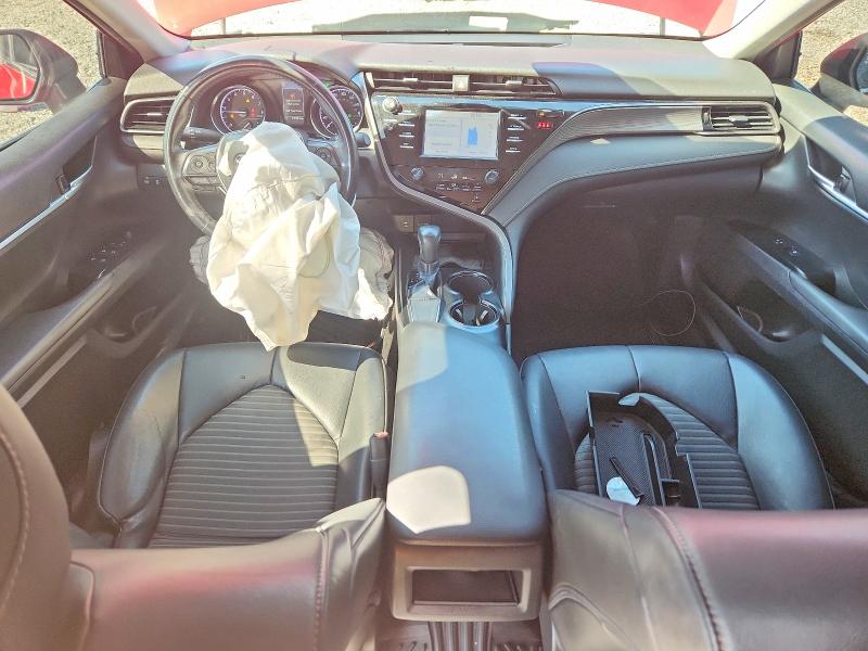 53801046 :رقم المزاد ، 4T1B11HK2KU210897 vin ، 2019 Toyota Camry مزاد بيع