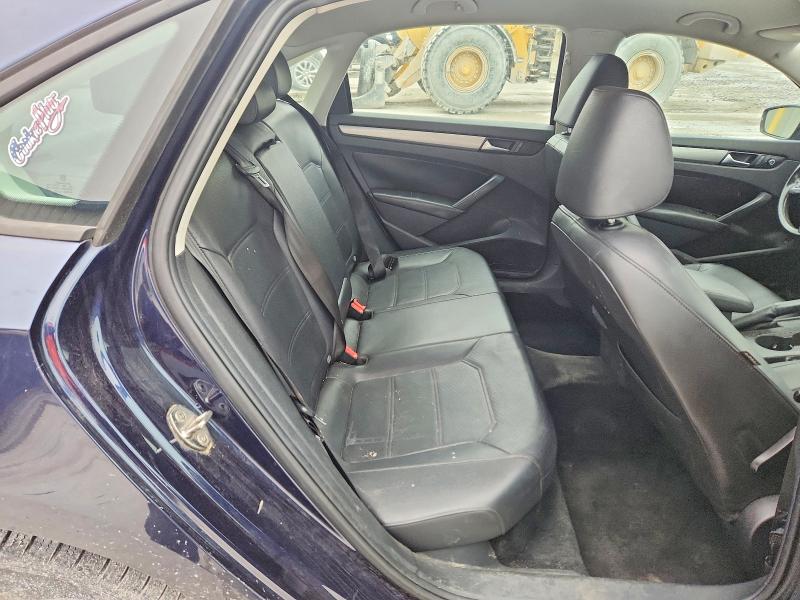 52191626 :رقم المزاد ، 1VWAT7A3XFC053483 vin ، 2015 Volkswagen Passat مزاد بيع