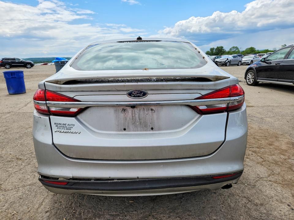 55083496 :رقم المزاد ، 3FA6P0G77HR106715 vin ، 2017 Ford Fusion مزاد بيع