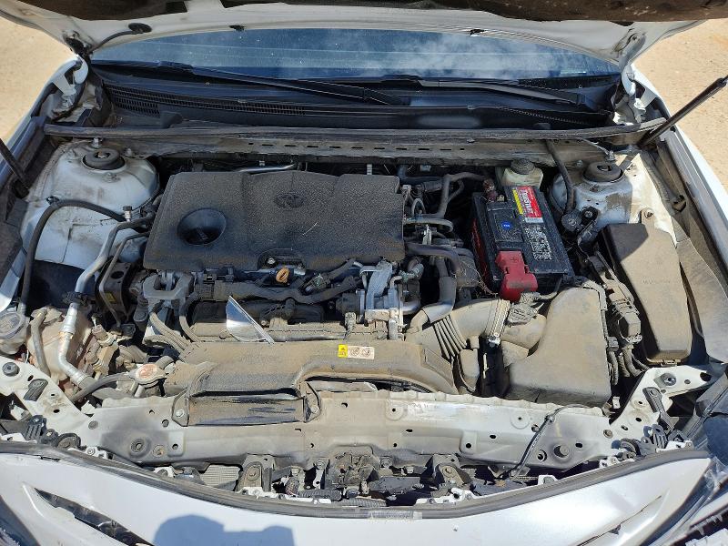 52331046 :رقم المزاد ، 4T1B61HKXJU084028 vin ، 2018 Toyota Camry مزاد بيع