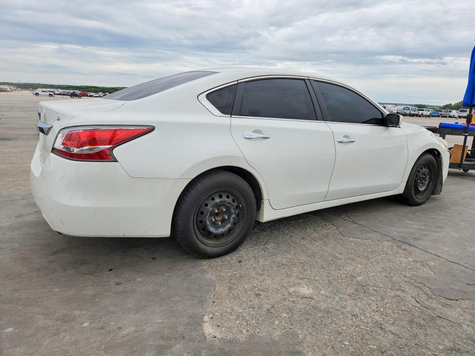 52235366 :رقم المزاد ، 1N4AL3AP7FN310365 vin ، 2015 Nissan Altima مزاد بيع