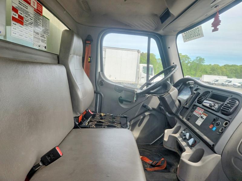 Продажа на аукционе авто 2018 Freightliner M2, vin: 3ALACWFD1JDJP0955, номер лота: 52809006