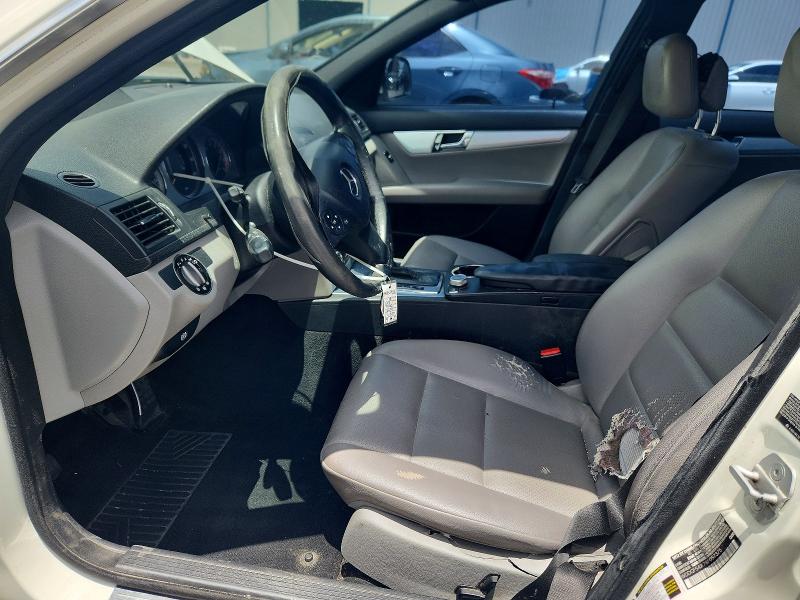 54279636 :رقم المزاد ، WDDGF54X78F057375 vin ، 2008 Mercedes-benz C مزاد بيع