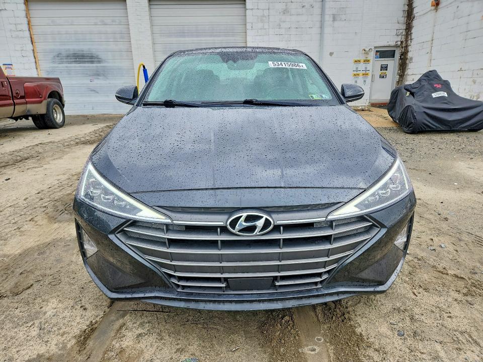 53415986 :رقم المزاد ، 5NPD84LF2LH551667 vin ، 2020 Hyundai Elantra مزاد بيع