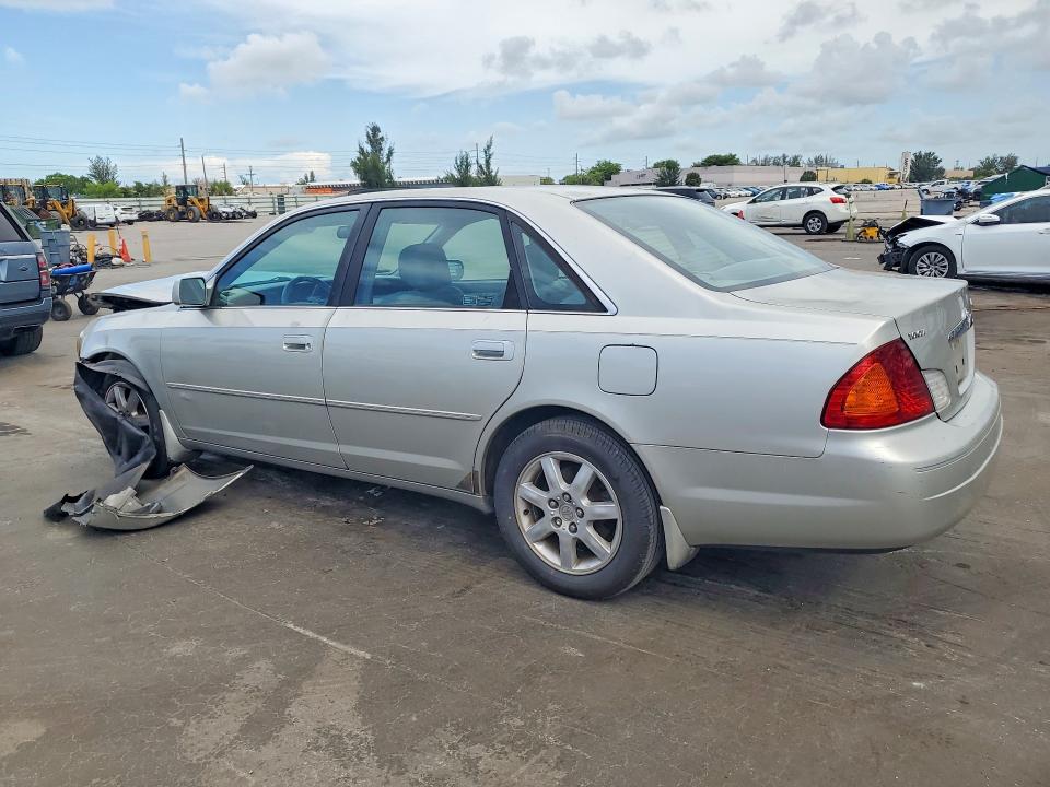 2000 Toyota Avalon მანქანა იყიდება აუქციონზე, vin: 4T1BF28B5YU085717, აუქციონის ნომერი: 54826566