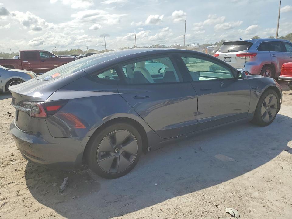 51778596 :رقم المزاد ، 5YJ3E1EA7MF025121 vin ، 2021 Tesla Model 3 مزاد بيع