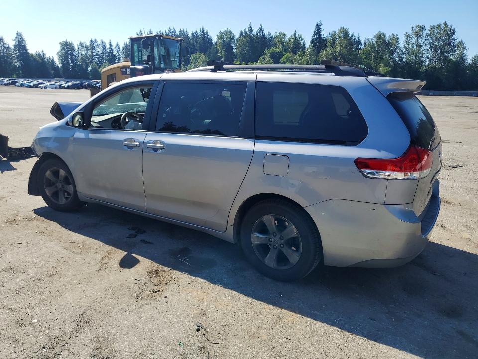 Продаж на аукціоні авто 2011 Toyota Sienna, vin: 5TDKK3DC7BS032484, номер лоту: 55444256
