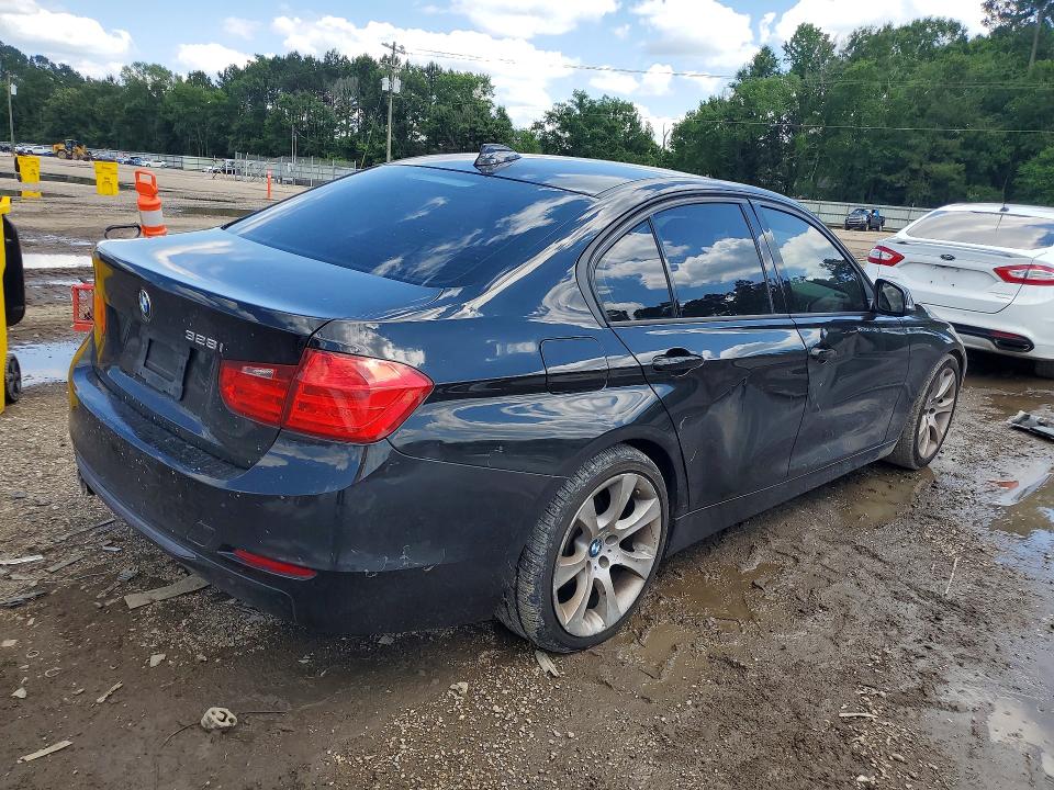2013 Bmw 328 მანქანა იყიდება აუქციონზე, vin: WBA3A5C51DF356875, აუქციონის ნომერი: 49632856