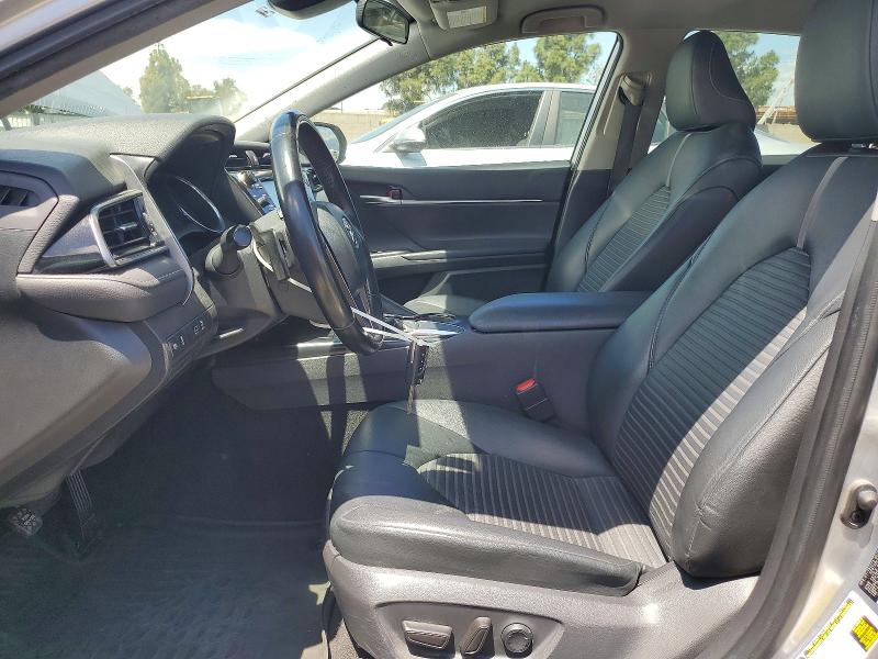 55444066 :رقم المزاد ، 4T1B11HK1KU825750 vin ، 2019 Toyota Camry مزاد بيع