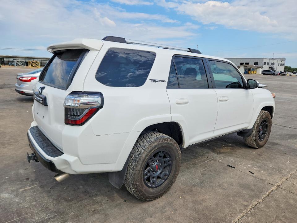 2015 Toyota 4runner მანქანა იყიდება აუქციონზე, vin: JTEBU5JR4F5232762, აუქციონის ნომერი: 55399646