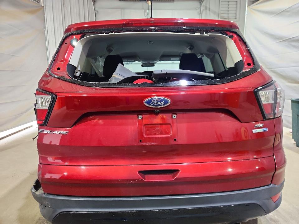 2018 Ford Escape მანქანა იყიდება აუქციონზე, vin: 1FMCU9GD9JUB92684, აუქციონის ნომერი: 55597086