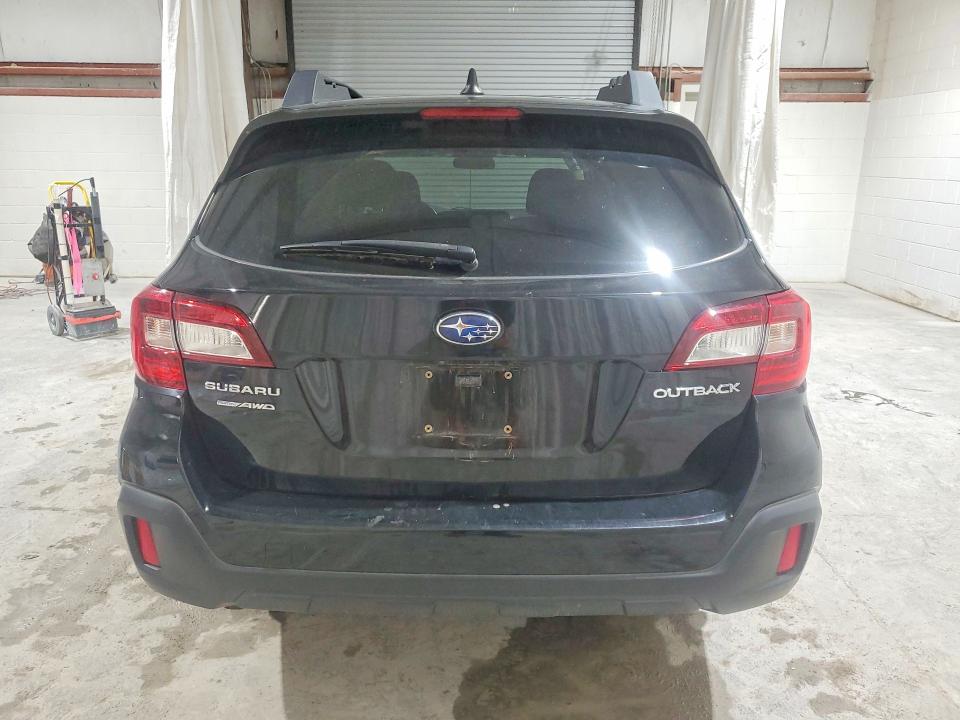 2018 Subaru Outback მანქანა იყიდება აუქციონზე, vin: 4S4BSACC8J3217712, აუქციონის ნომერი: 53164846