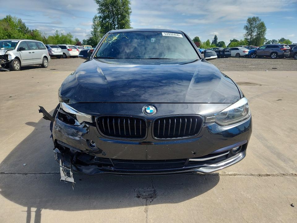 53932456 :رقم المزاد ، WBA8B9G53HNU50885 vin ، 2017 Bmw 330 مزاد بيع