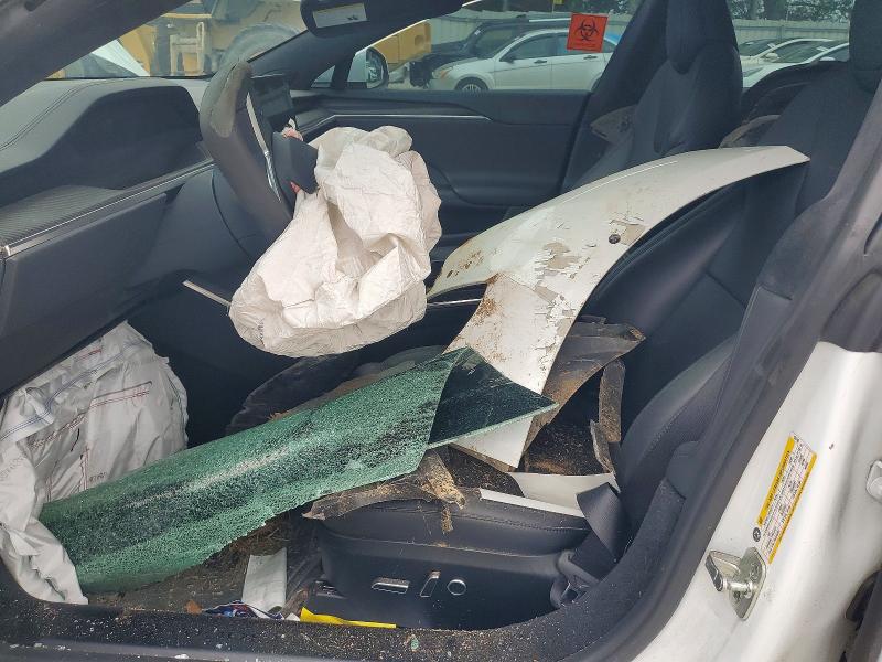 52766706 :رقم المزاد ، 5YJSA1E55MF456146 vin ، 2021 Tesla Model S مزاد بيع