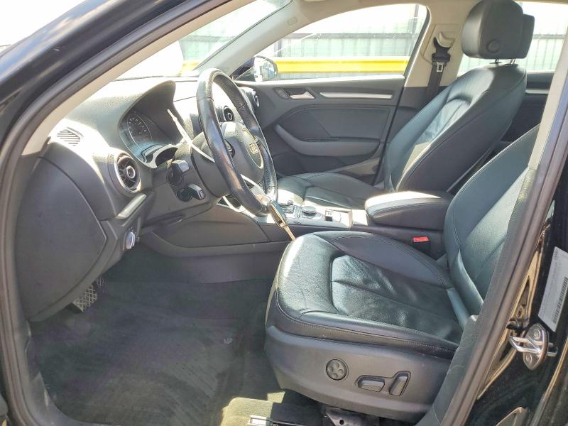 54093556 :رقم المزاد ، WAUBFGFF7F1009998 vin ، 2015 Audi A3 مزاد بيع