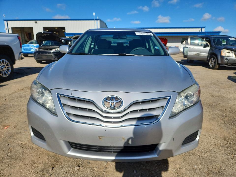 2011 Toyota Camry მანქანა იყიდება აუქციონზე, vin: 4T4BF3EK7BR185552, აუქციონის ნომერი: 53864996