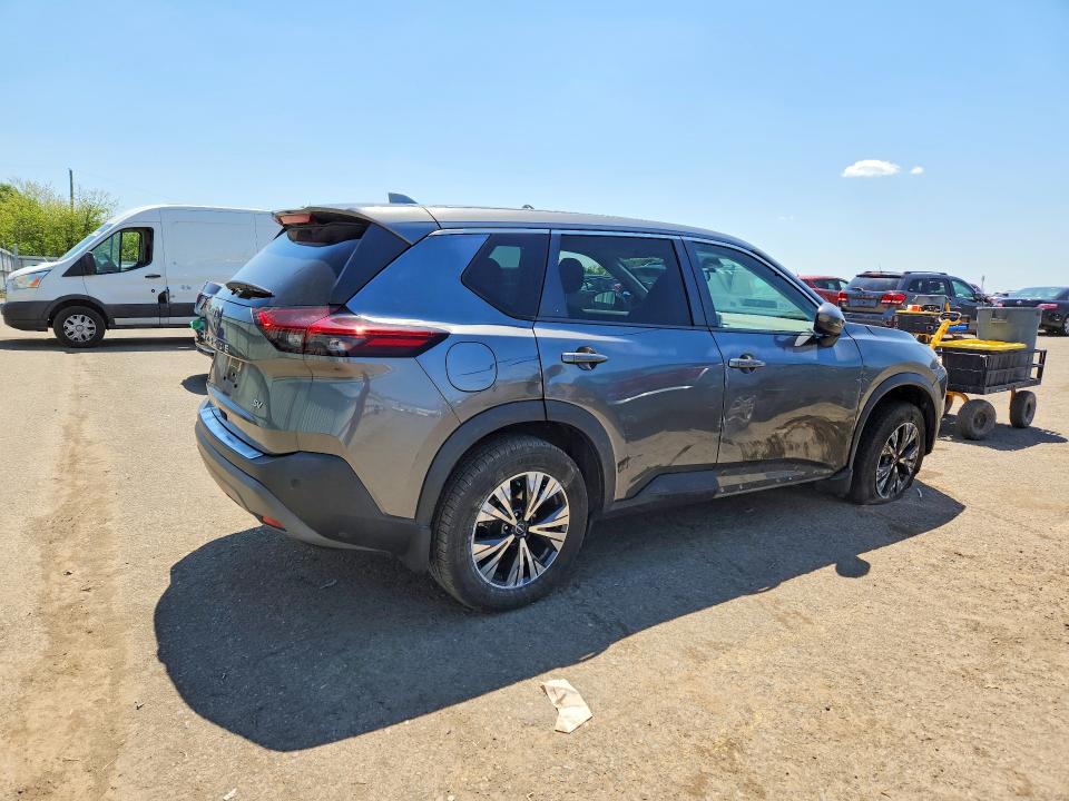 52329086 :رقم المزاد ، 5N1BT3BA7NC726995 vin ، 2022 Nissan Rogue مزاد بيع