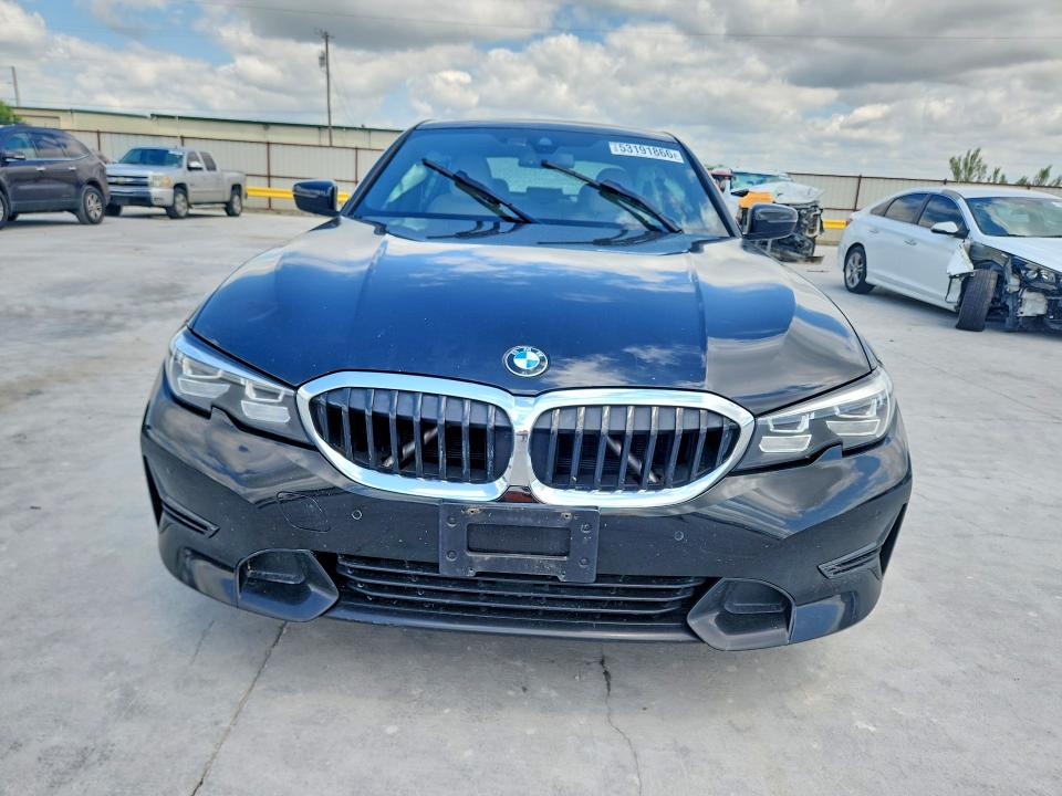 53191866 :رقم المزاد ، 3MW5R1J03L8B18860 vin ، 2020 Bmw 330i مزاد بيع