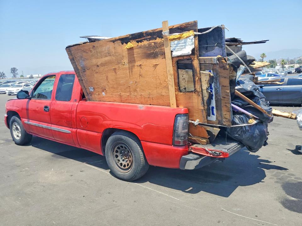 53105876 :رقم المزاد ، 2GTEC19V431382477 vin ، 2003 Gmc New Sierra مزاد بيع