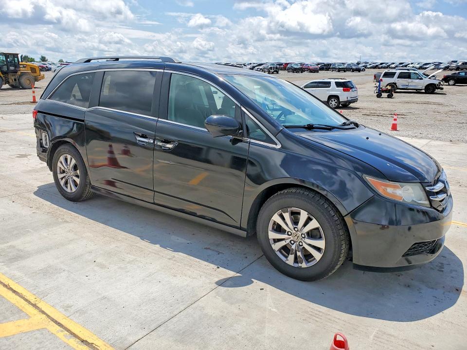 55139346 :رقم المزاد ، 5FNRL5H67FB114687 vin ، 2015 Honda Odyssey مزاد بيع
